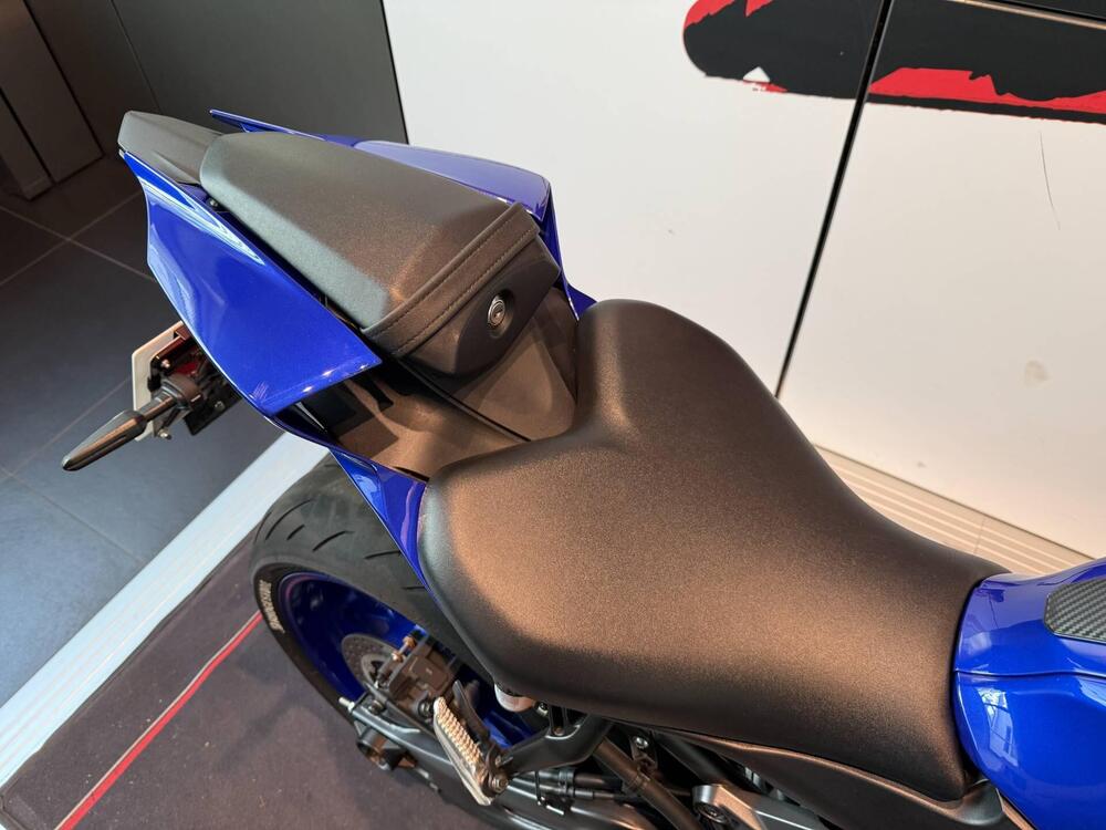 Yamaha YZF R7 (2021 - 25) (5)