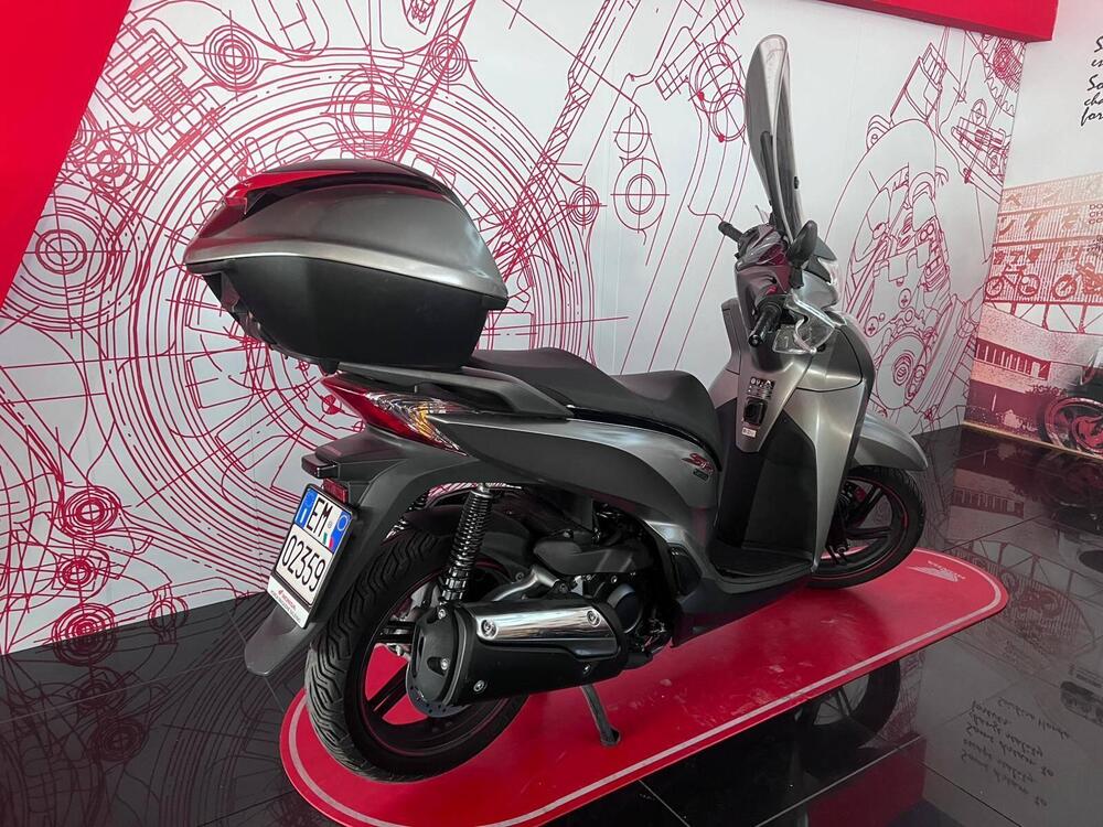 Honda SH 300 i Sport ABS (2018 - 20) (3)