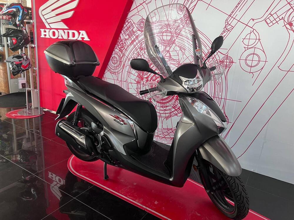 Honda SH 300 i Sport ABS (2018 - 20) (2)