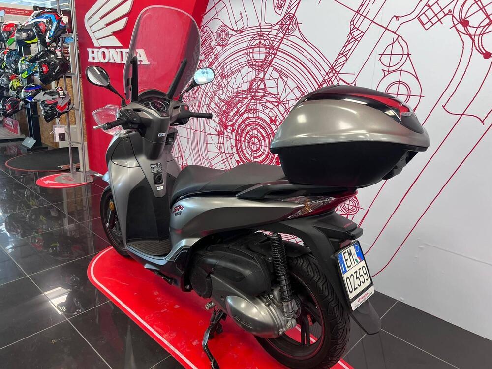 Honda SH 300 i Sport ABS (2018 - 20) (6)