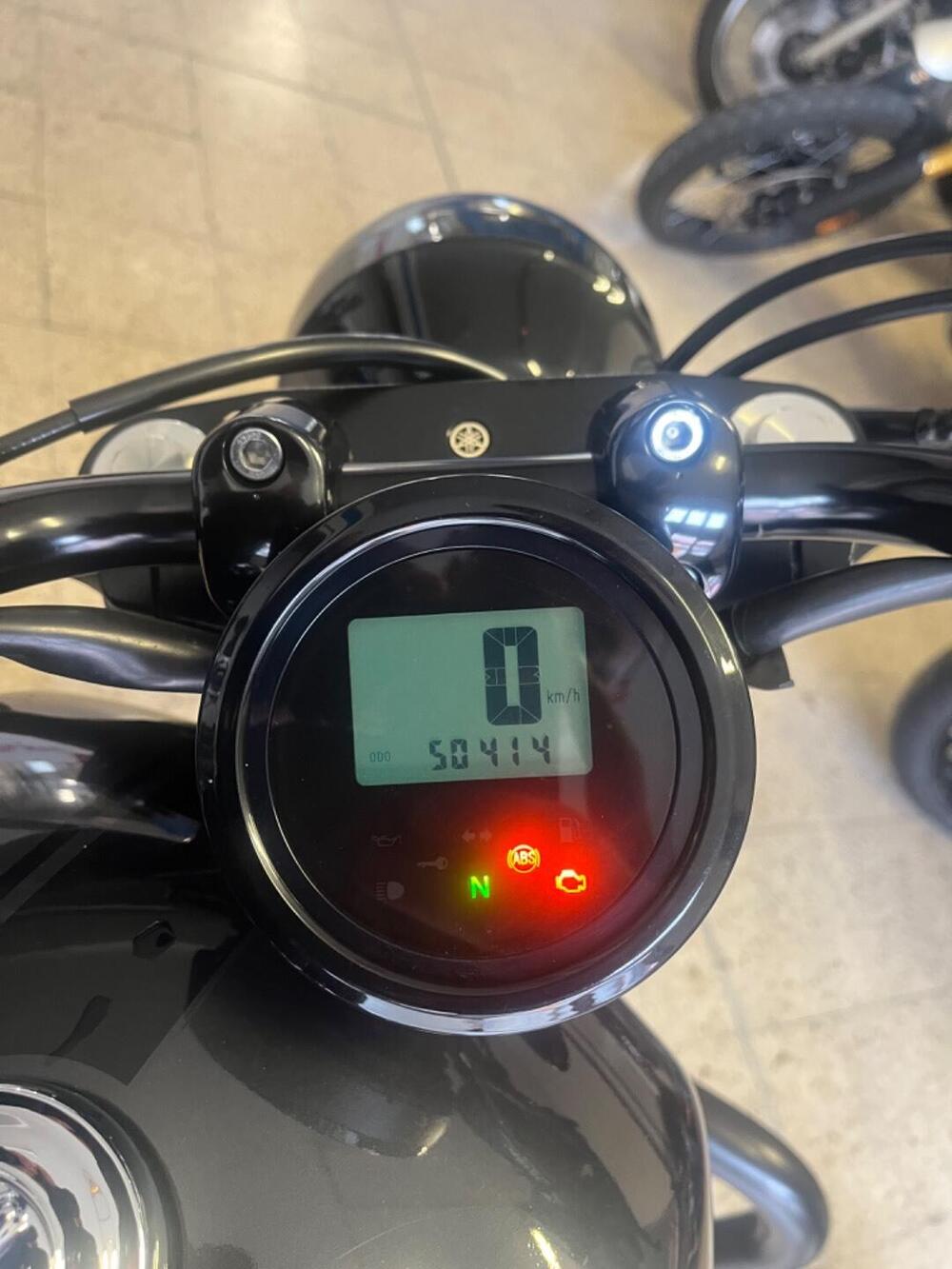 Yamaha XV 950 R ABS (2017 - 20) (3)