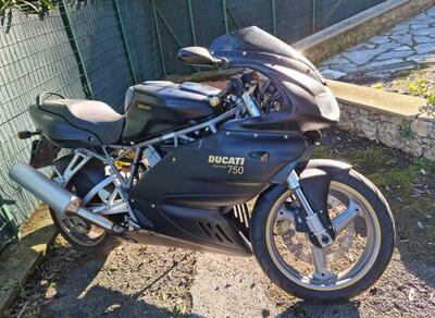 Ducati SuperSport 750 HF I.E.(1999 - 02) usata