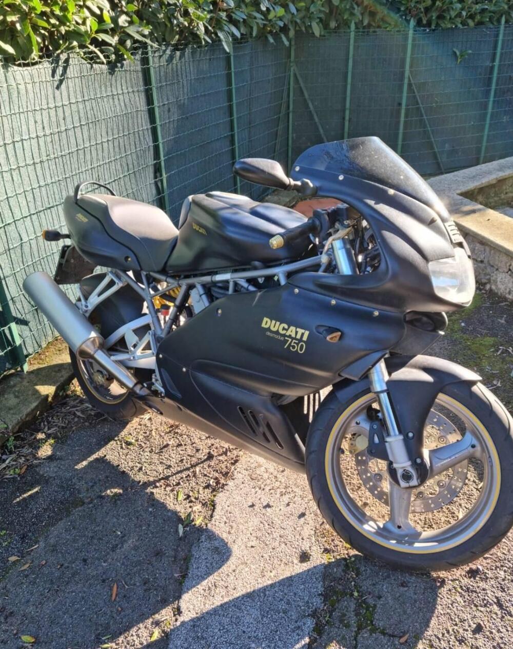 Ducati SuperSport 750 HF I.E.(1999 - 02) (2)