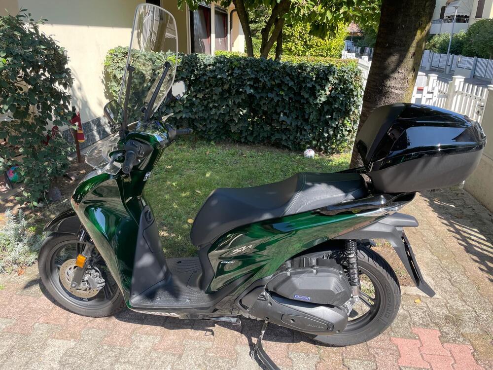 Honda SH 150i Vetro (2024 - 25)