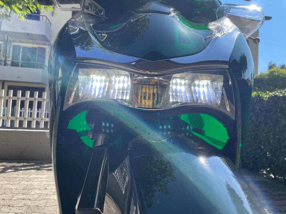 Honda SH 150i Vetro (2024 - 25) (2)