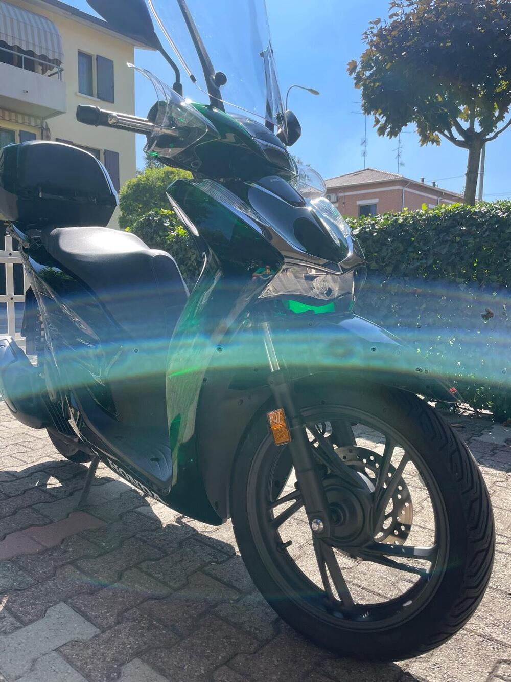 Honda SH 150i Vetro (2024 - 25) (6)