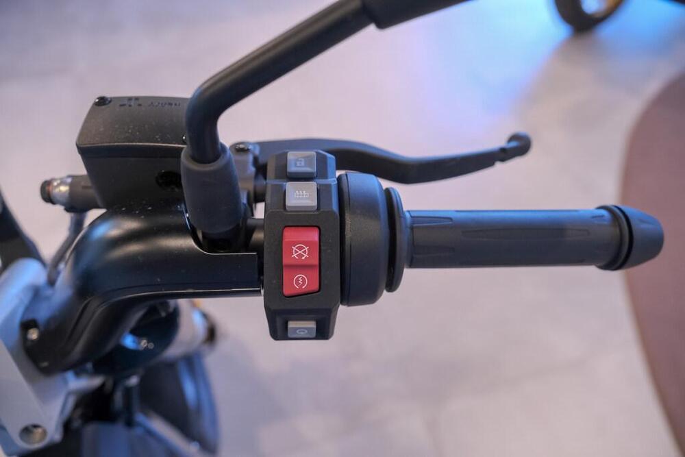 Bmw CE 02 AM (2024 - 26) (10)