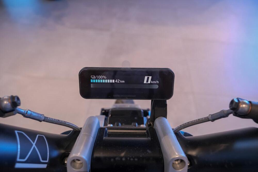 Bmw CE 02 AM (2024 - 26) (9)