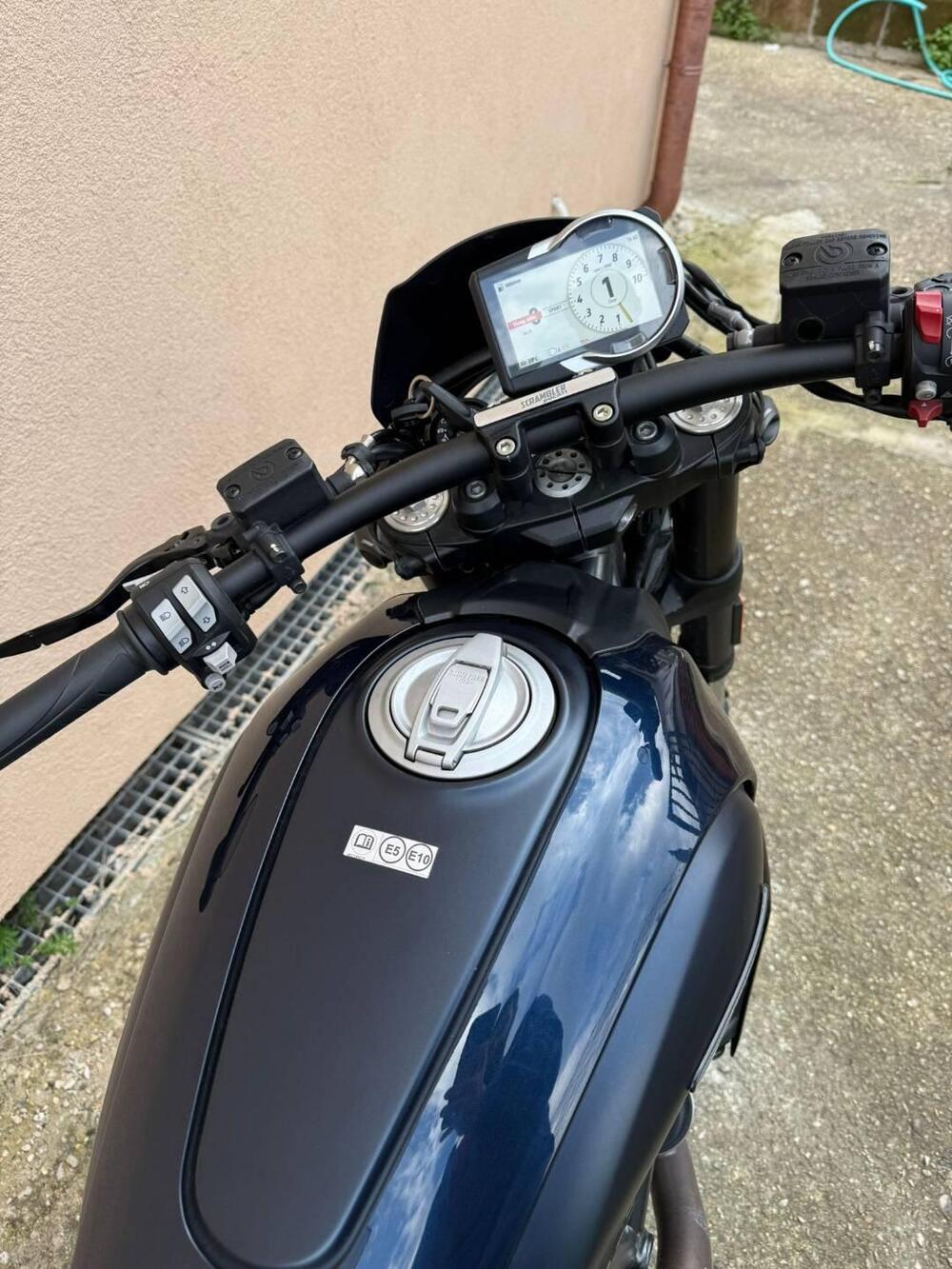 Ducati Scrambler 800 Nightshift (2025 - 26) (5)