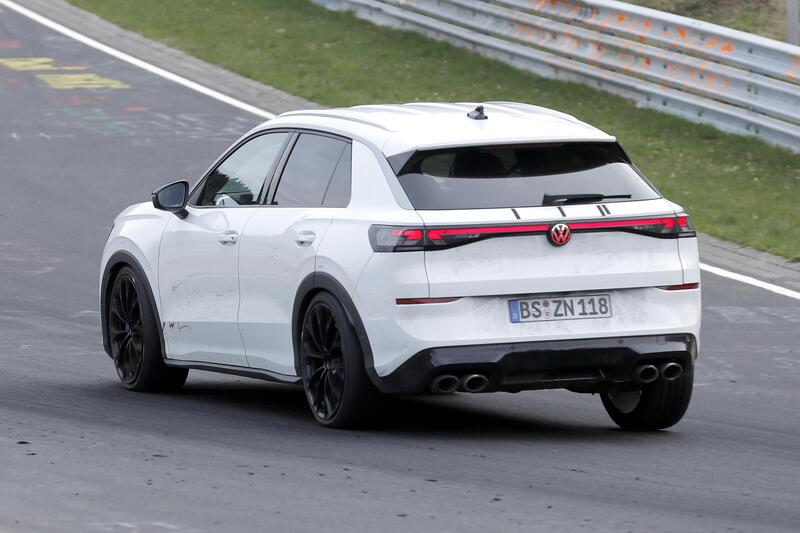 Volkswagen T-Roc R 2027: pi&ugrave; potente, pi&ugrave; efficiente, il SUV sportivo si rinnova