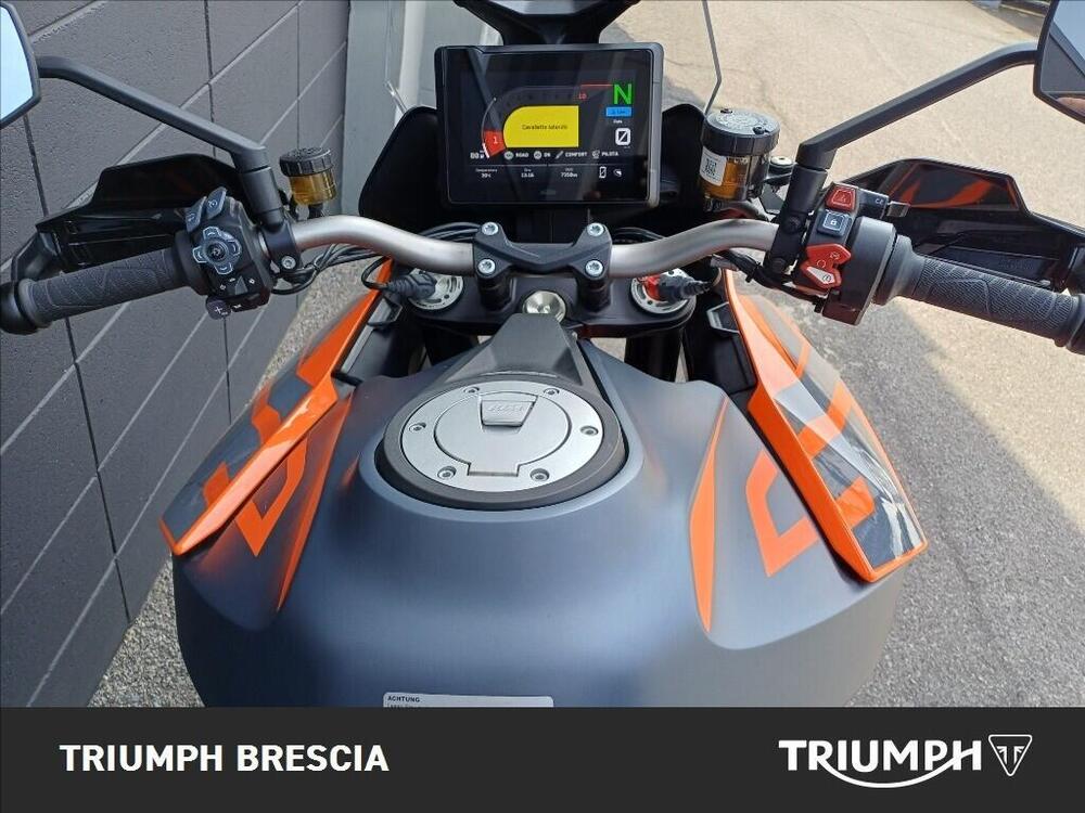 KTM 1290 Super Duke GT (2022 - 25) (7)