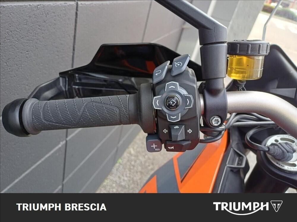 KTM 1290 Super Duke GT (2022 - 25) (8)