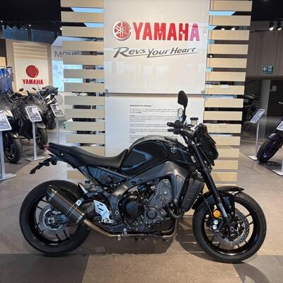 Yamaha MT-09 (2021 - 23) usata