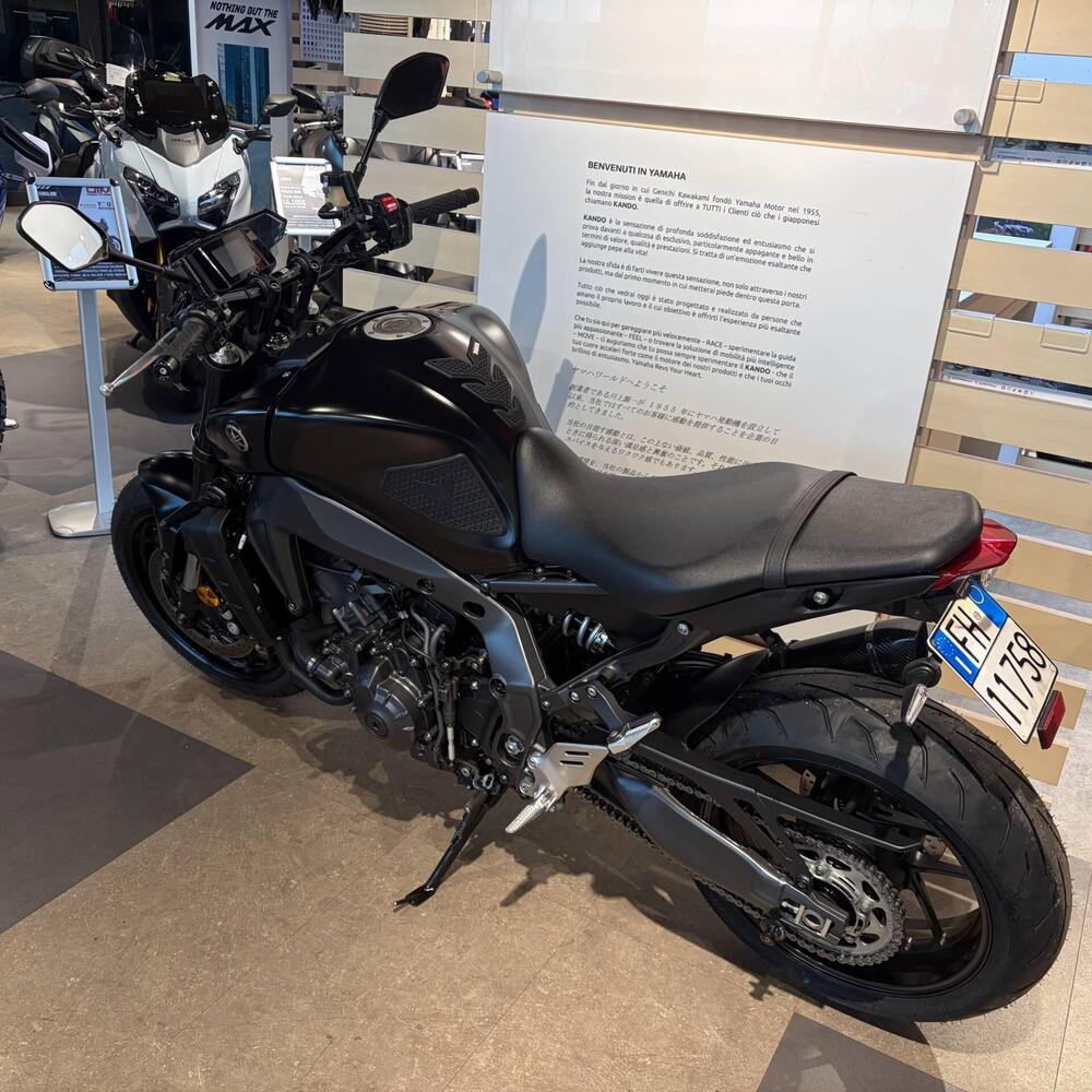 Yamaha MT-09 (2021 - 23) (10)