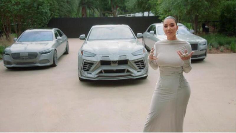Kim Kardashian e il suo garage da sogno: tutte le supercar della collezione, dal Cybertruck alla Maybach