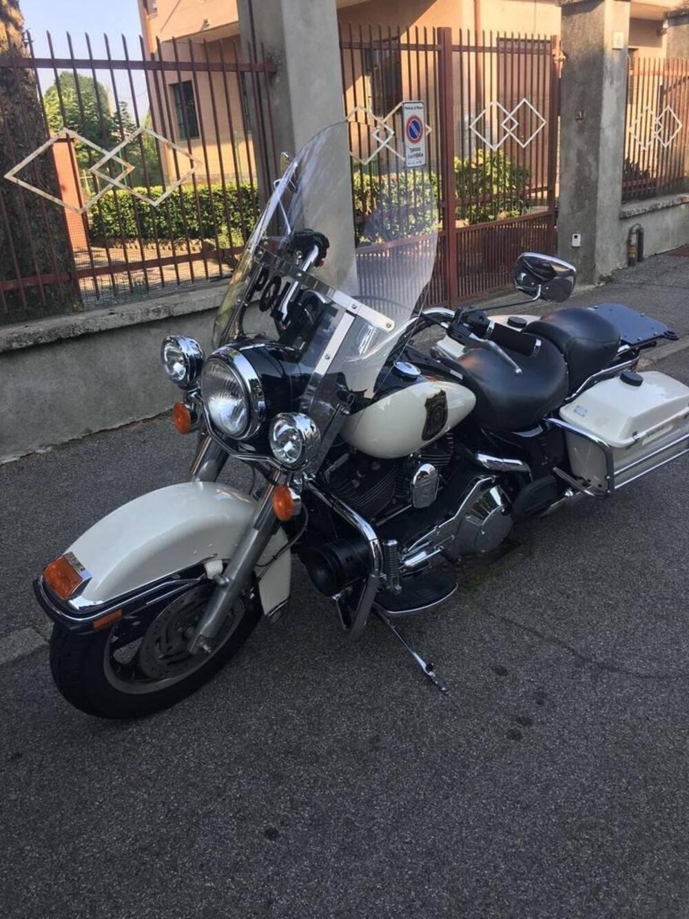 Harley-Davidson  Road King (2)