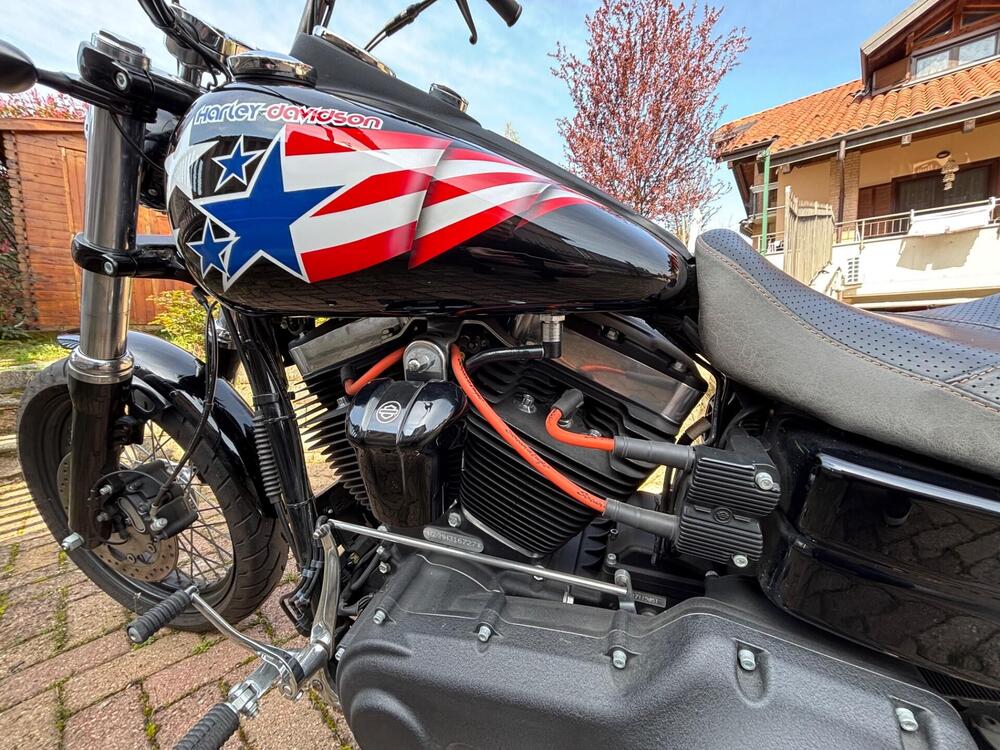 Harley-Davidson 1690 Street Bob (2017) - FXDB (7)