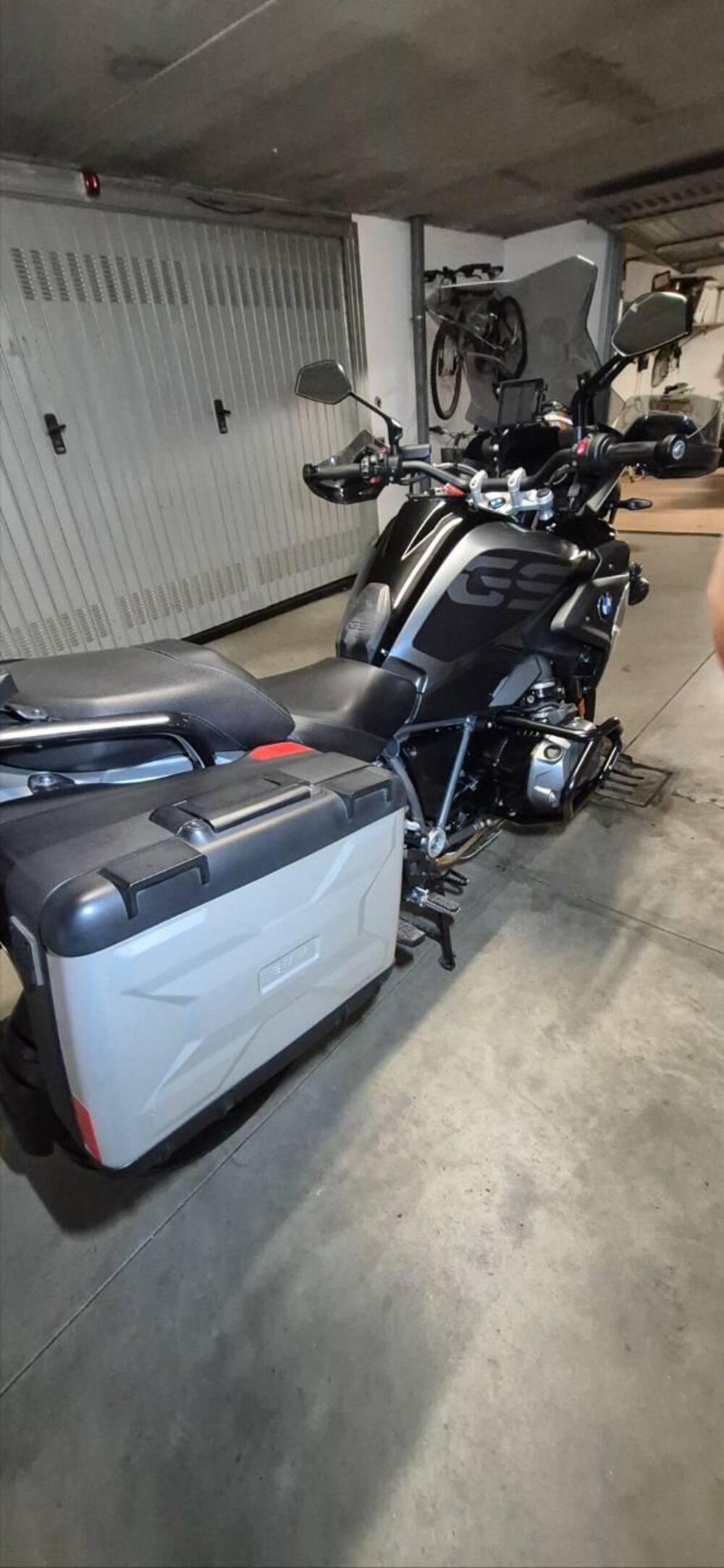 Bmw R 1250 GS (2021 - 24) (2)