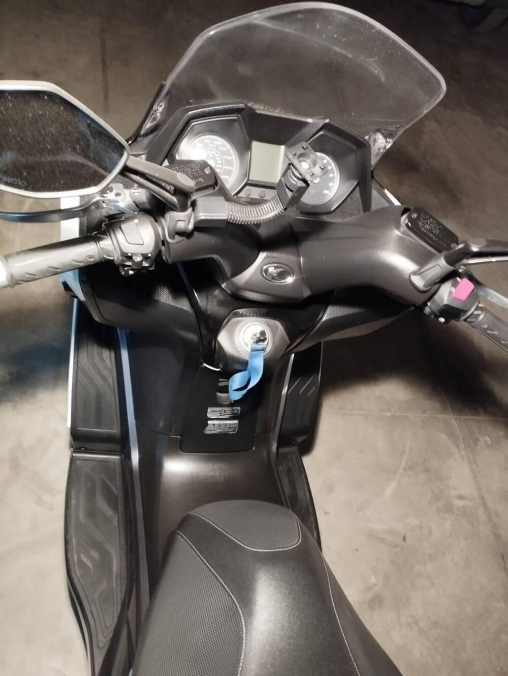 Kymco Downtown 350i ABS (2015 - 17) (3)