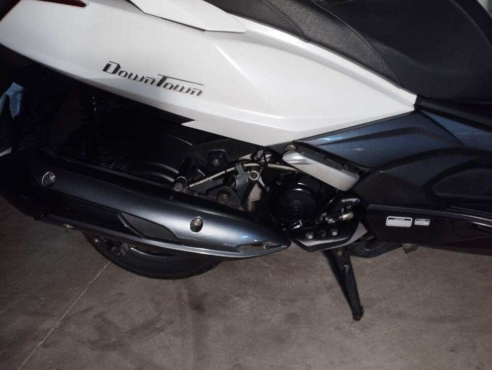 Kymco Downtown 350i ABS (2015 - 17) (9)