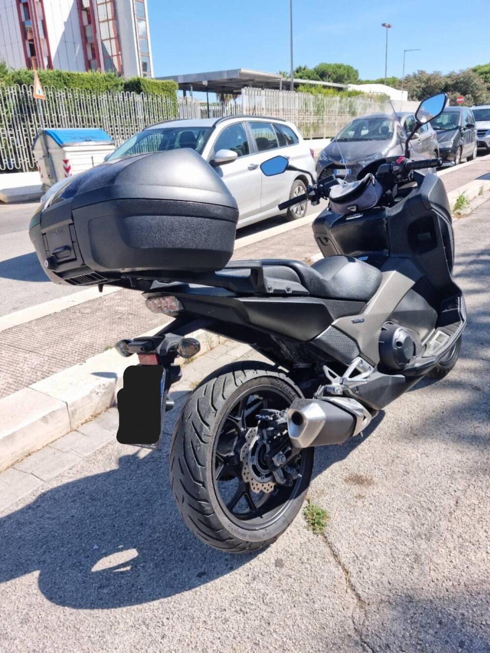 Honda Integra 750 DCT (2016 - 17) (4)