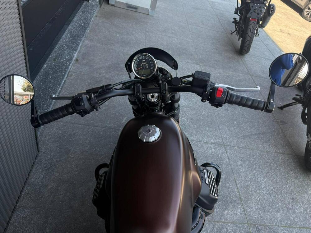 Moto Guzzi V7 III Stone Night Pack (2019 - 20) (5)