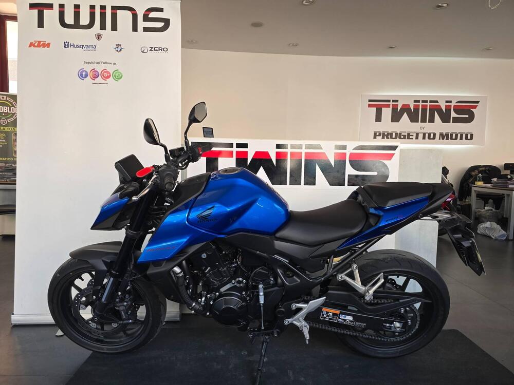 Honda CB 750 Hornet (2026) (5)