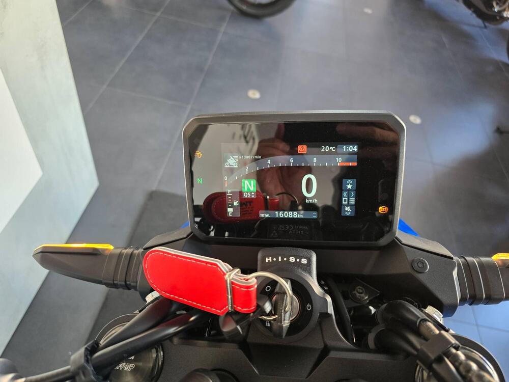 Honda CB 750 Hornet (2026) (12)