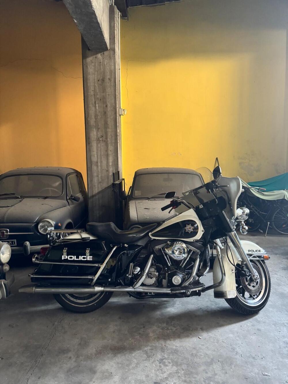 Harley-Davidson ELECTRA GLIDE STANDARD POLICE (FLHTP)