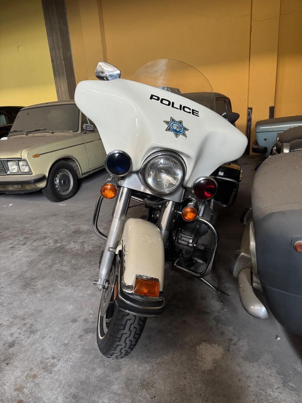 Harley-Davidson ELECTRA GLIDE STANDARD POLICE (FLHTP) (3)