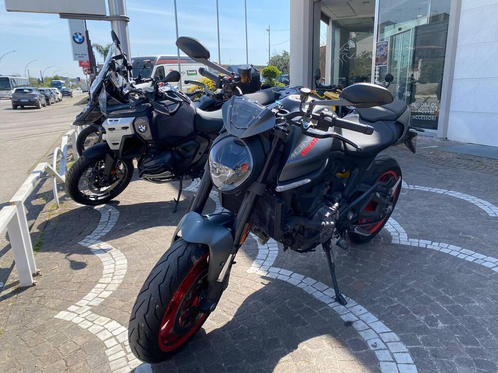 Ducati Monster 937 (2021 - 25) (4)