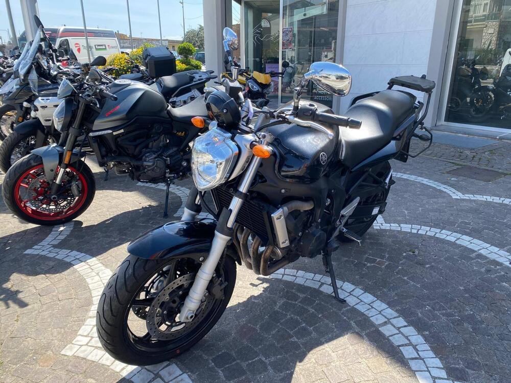 Yamaha FZ6 (2004 - 07) (4)