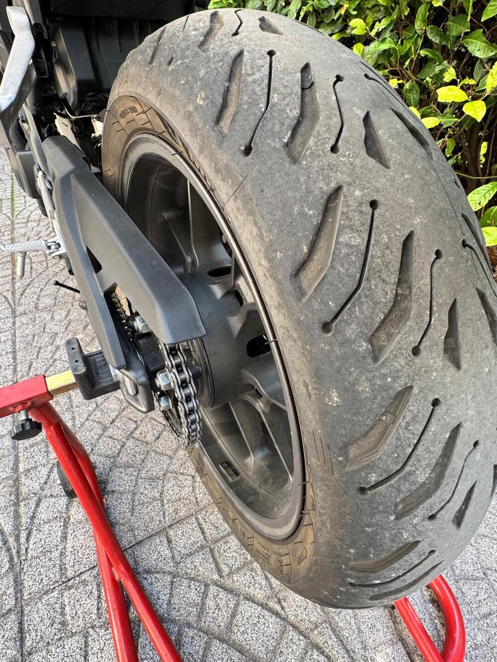 Honda CB 500 Hornet (2024 - 25) (9)