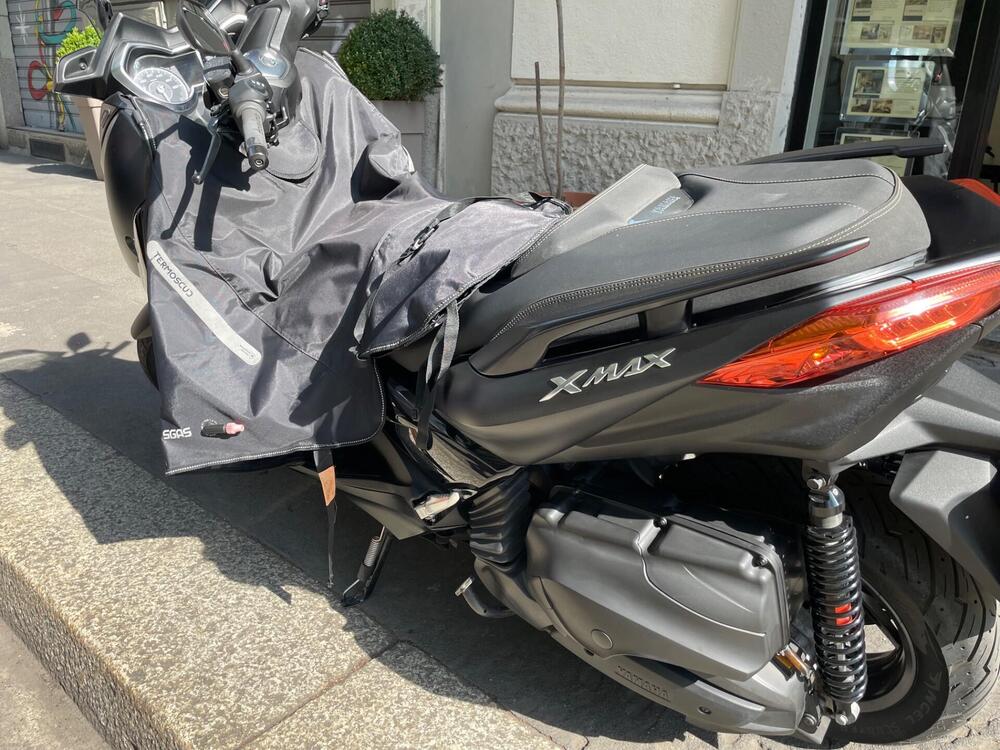 Yamaha X-Max 400 Tech Max (2020) (12)