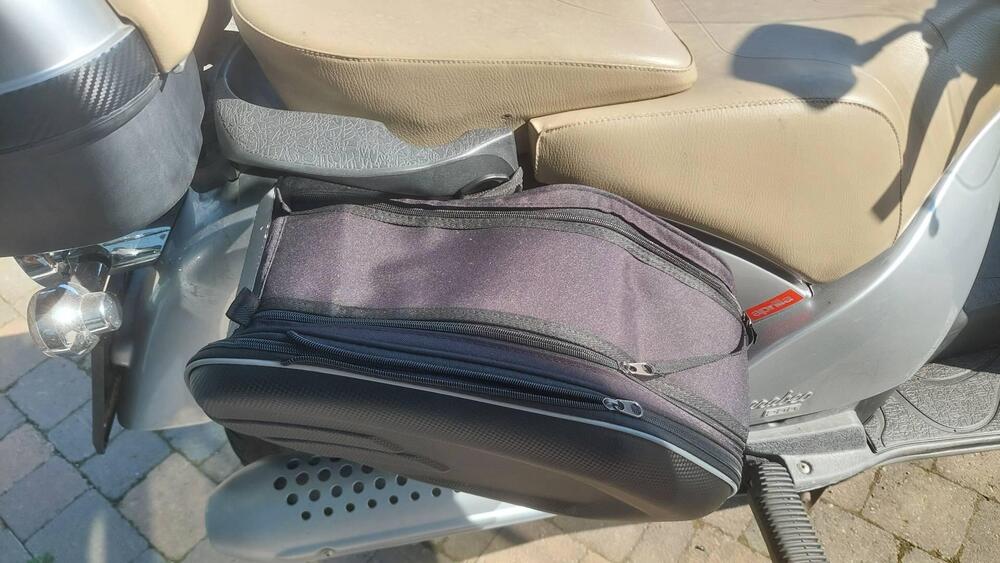 Aprilia Scarabeo 200 (2001 - 04) (7)