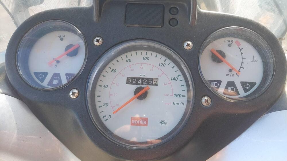 Aprilia Scarabeo 200 (2001 - 04) (8)