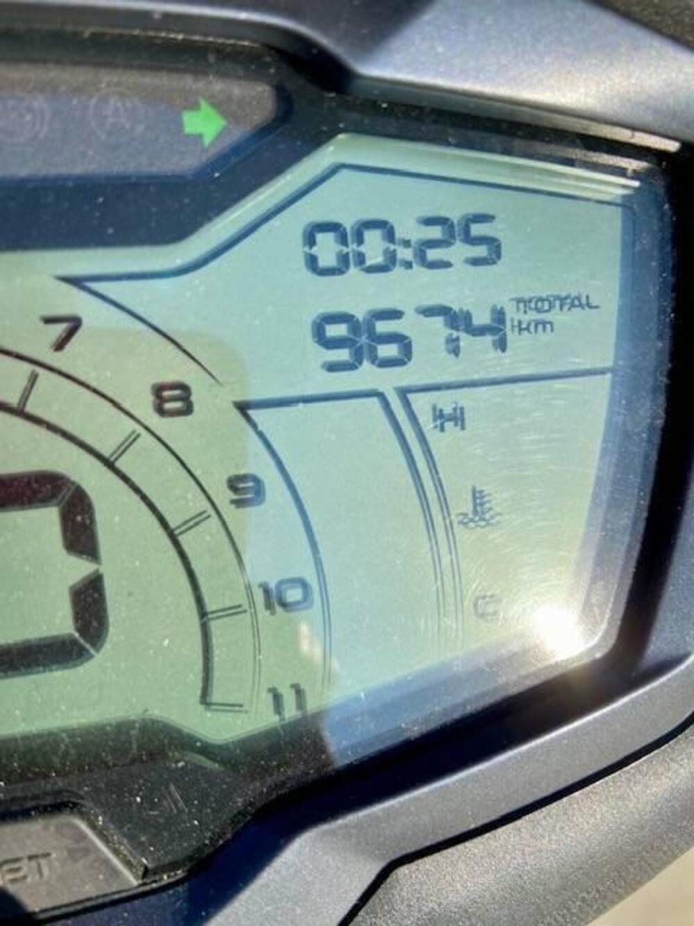 Piaggio Beverly 400 S ABS-ASR (2021 - 24) (10)