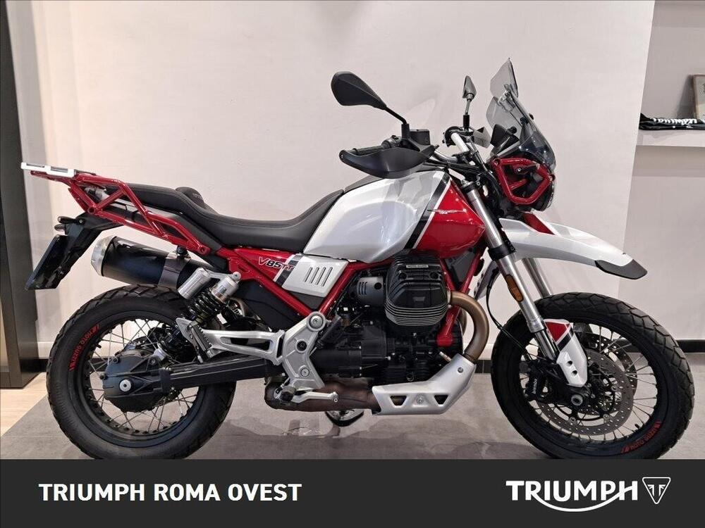 Moto Guzzi V85 TT Evocative Graphics (2019 - 20) (2)