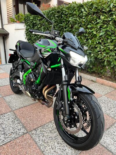 Kawasaki Z 650 (2025 - 26) usata