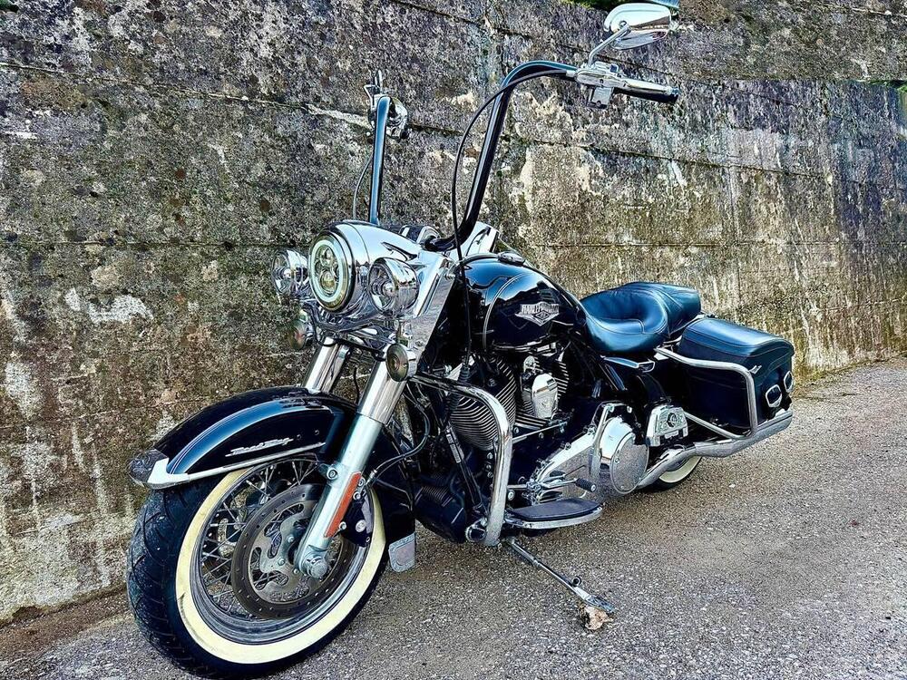 Harley-Davidson 103 Road King Classic (2014 - 16) - FLHRC (4)