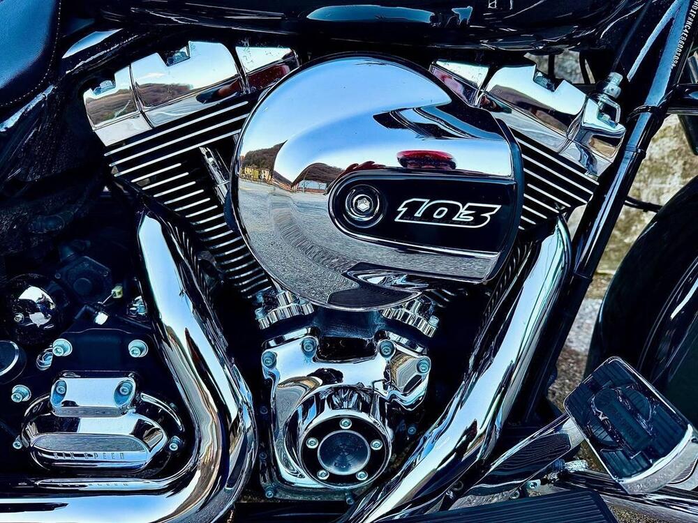 Harley-Davidson 103 Road King Classic (2014 - 16) - FLHRC (10)