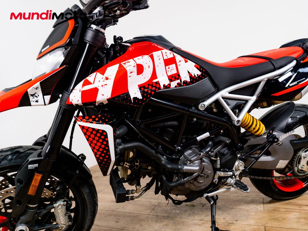 Ducati Hypermotard 950 RVE (2020) (9)