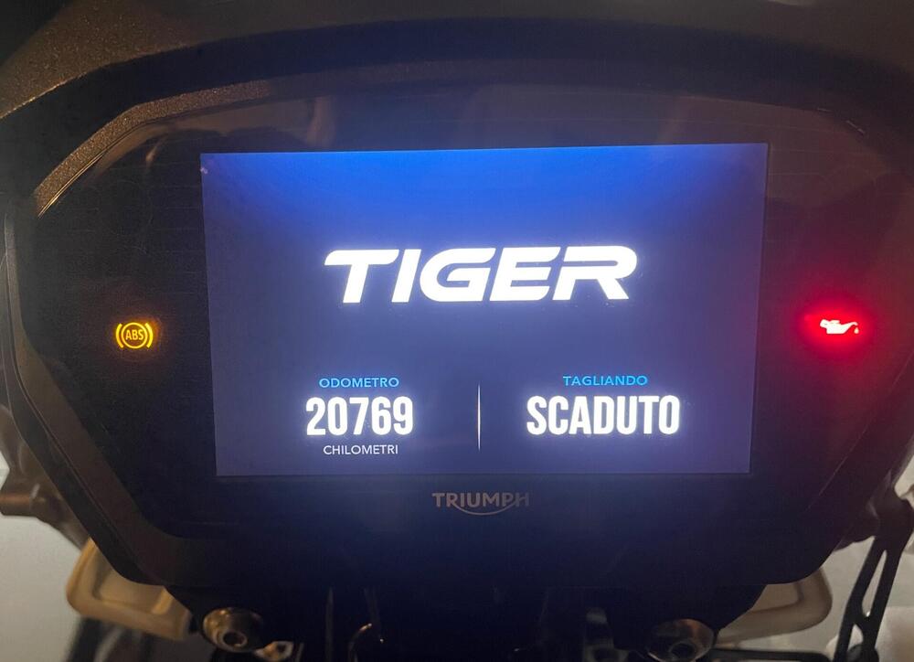 Triumph Tiger 800 XRt (2018 - 20) (4)