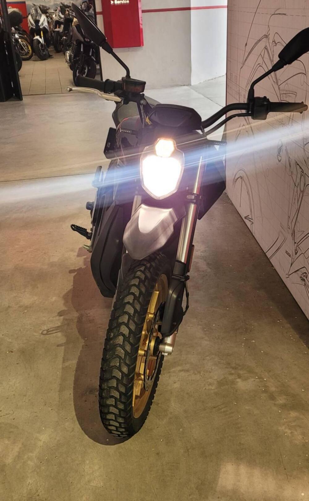 Zero DS (2015 - 23) (2)