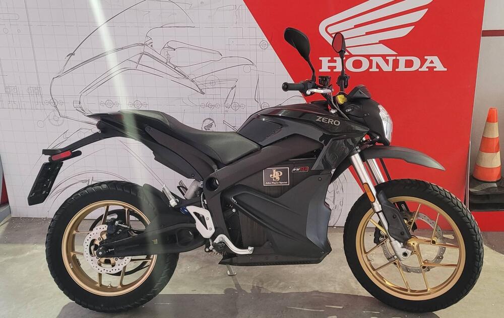 Zero DS (2015 - 23) (5)