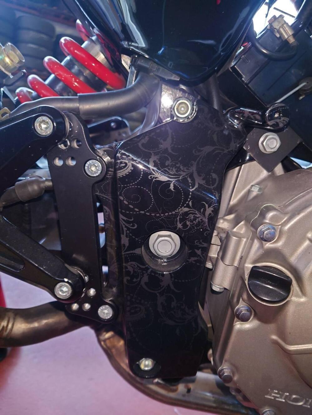 Honda Hornet 600 (2005 - 06) (12)