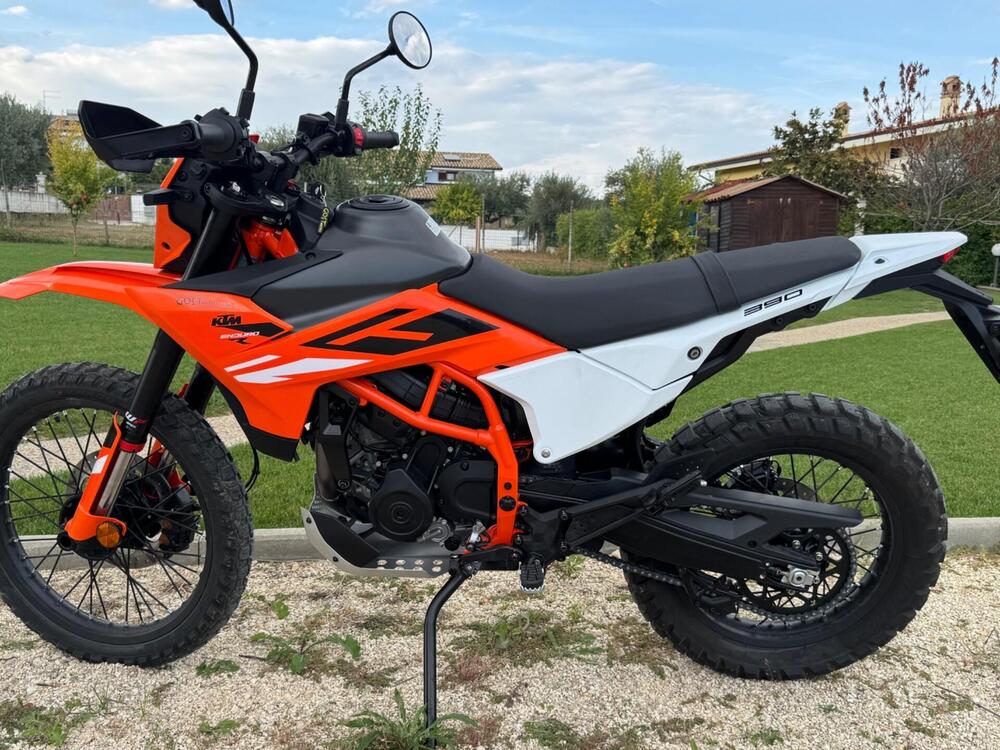KTM 390 Enduro R (2025 - 26) (2)