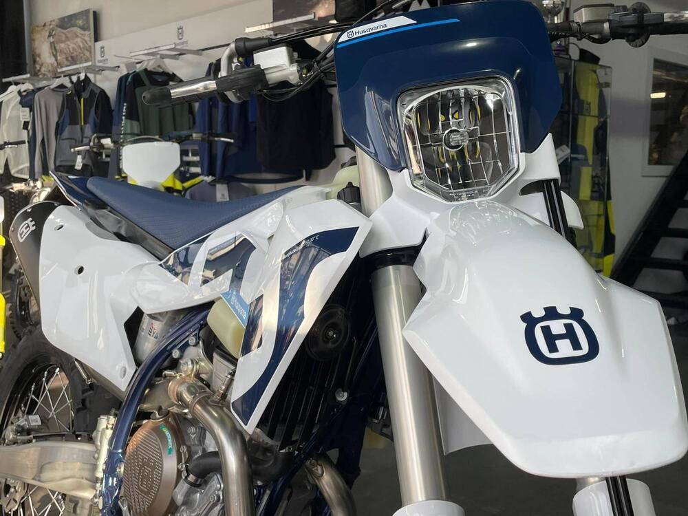Husqvarna FE 250 (2026) (5)