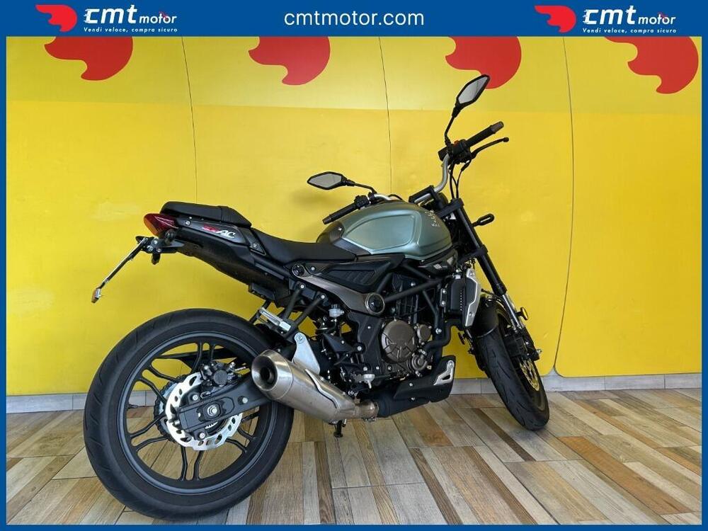 Voge Trofeo 300AC (2021 - 26) (3)