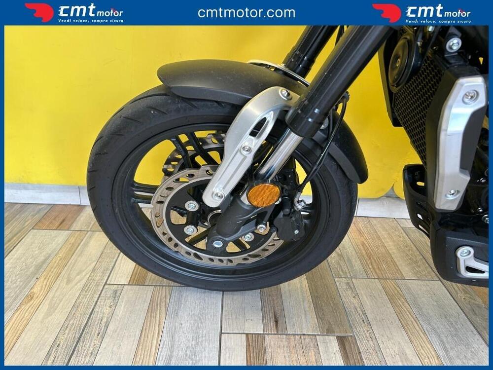 Voge Trofeo 300AC (2021 - 26) (4)